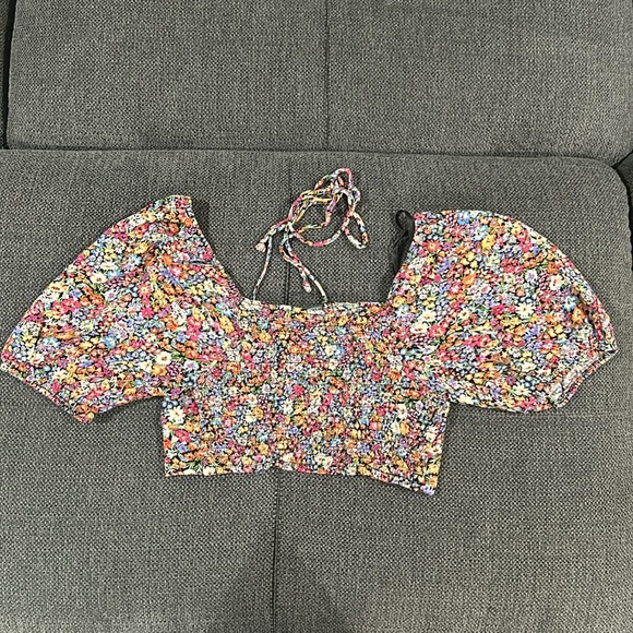 Wild Fable Crop Top Size Small Floral - Picture 5 of 7